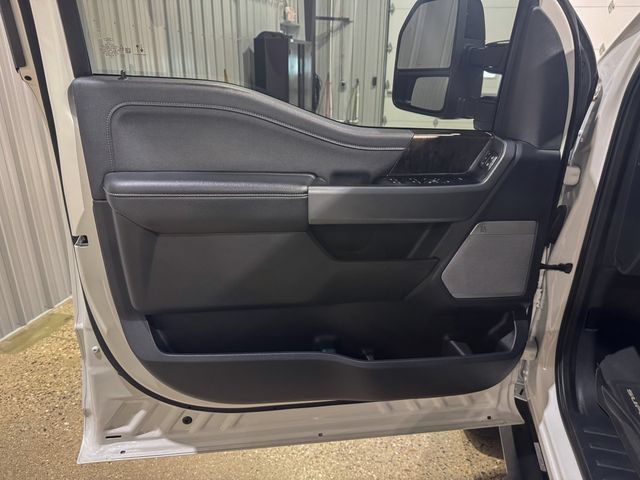Used 2024 Ford F250 Lariat w/ Lariat Ultimate Package AWD/4WD image 8