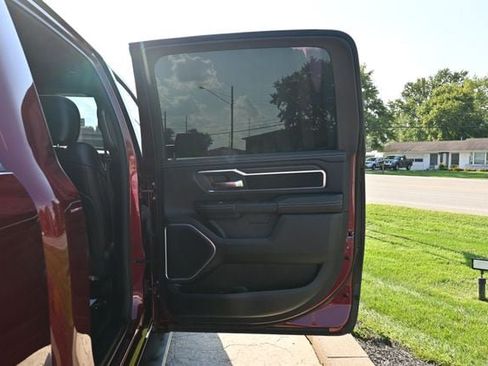 Used 2025 RAM 1500 Laramie w/ Sport Appearance Package AWD/4WD image 20