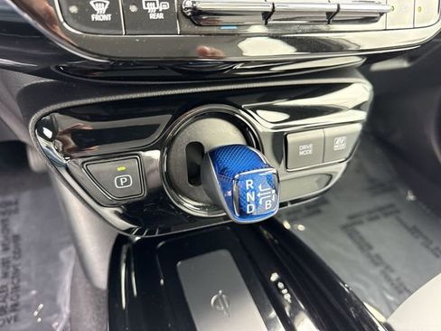 Used 2022 Toyota Prius XLE w/ Premium Convenience Package FWD image 20