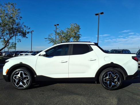 Used 2022 Hyundai Santa Cruz Limited image 3