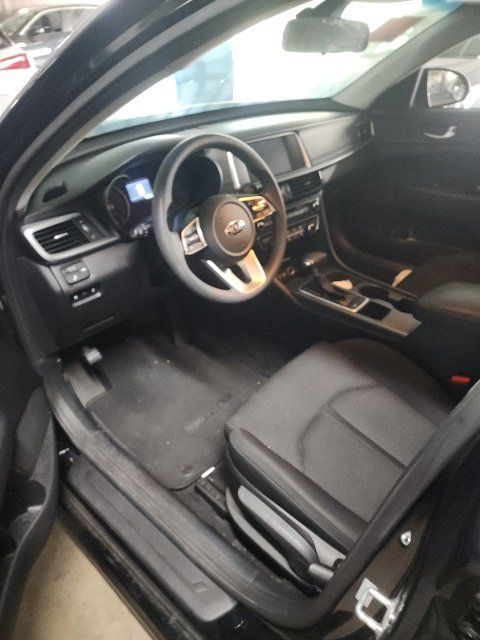 Used 2020 Kia Optima LX FWD image 6