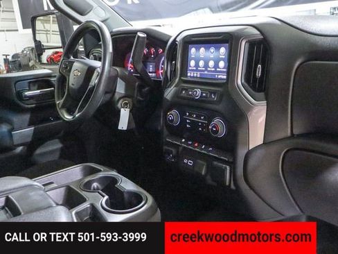 Used 2022 Chevrolet Silverado 2500 Custom w/ Custom Value Package image 50