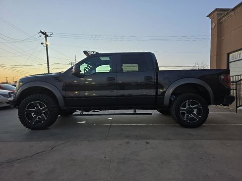 Used 2014 Ford F150 Raptor w/ Equipment Group 801A Luxury image 8