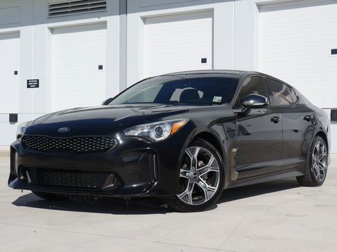 Used 2020 Kia Stinger GT-Line image 5