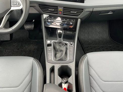 Certified 2025 Volkswagen Jetta SEL image 16