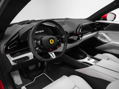 Certified 2025 Ferrari Purosangue AWD/4WD image 3