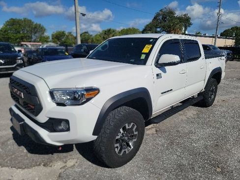 Used 2023 Toyota Tacoma TRD Off-Road w/ Technology Package RWD image 1