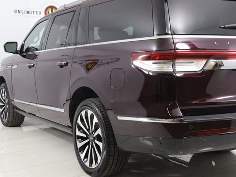 Used 2024 Lincoln Navigator L Reserve image 26