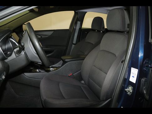 Used 2022 Chevrolet Malibu LT image 16