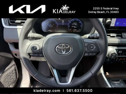 Used 2023 Toyota RAV4 Limited FWD image 31
