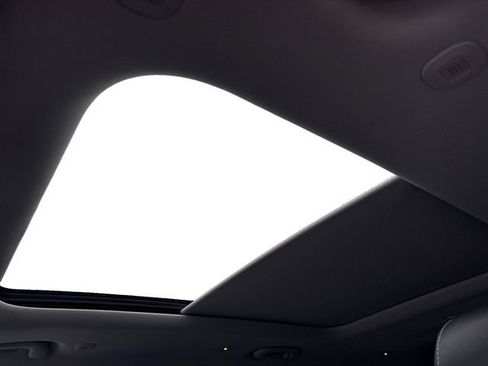 Certified 2022 Jeep Grand Cherokee L Limited w/ Luxury Tech Group II image 14