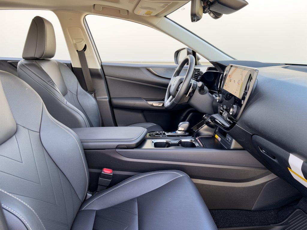 Certified 2026 Lexus NX 350 AWD w/ Accessory Package (2T) image 31