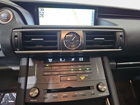 Used 2019 Lexus IS 300 w/ Navigation Package RWD image 22