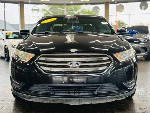 Used 2015 Ford Taurus SEL AWD/4WD image 18