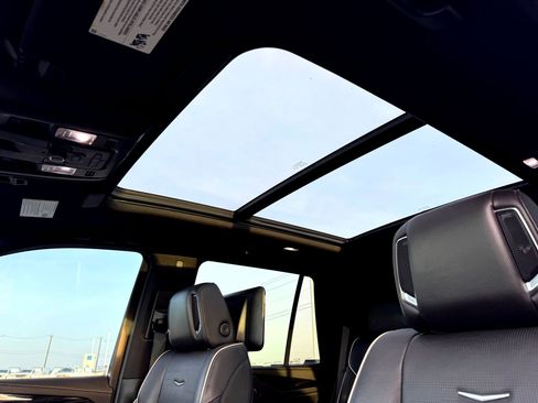 Used 2023 Cadillac Escalade Sport image 14