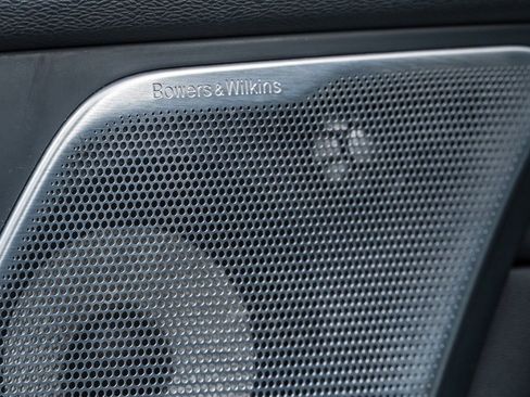 Used 2021 Volvo XC60 T8 Inscription w/ Advanced Package image 24