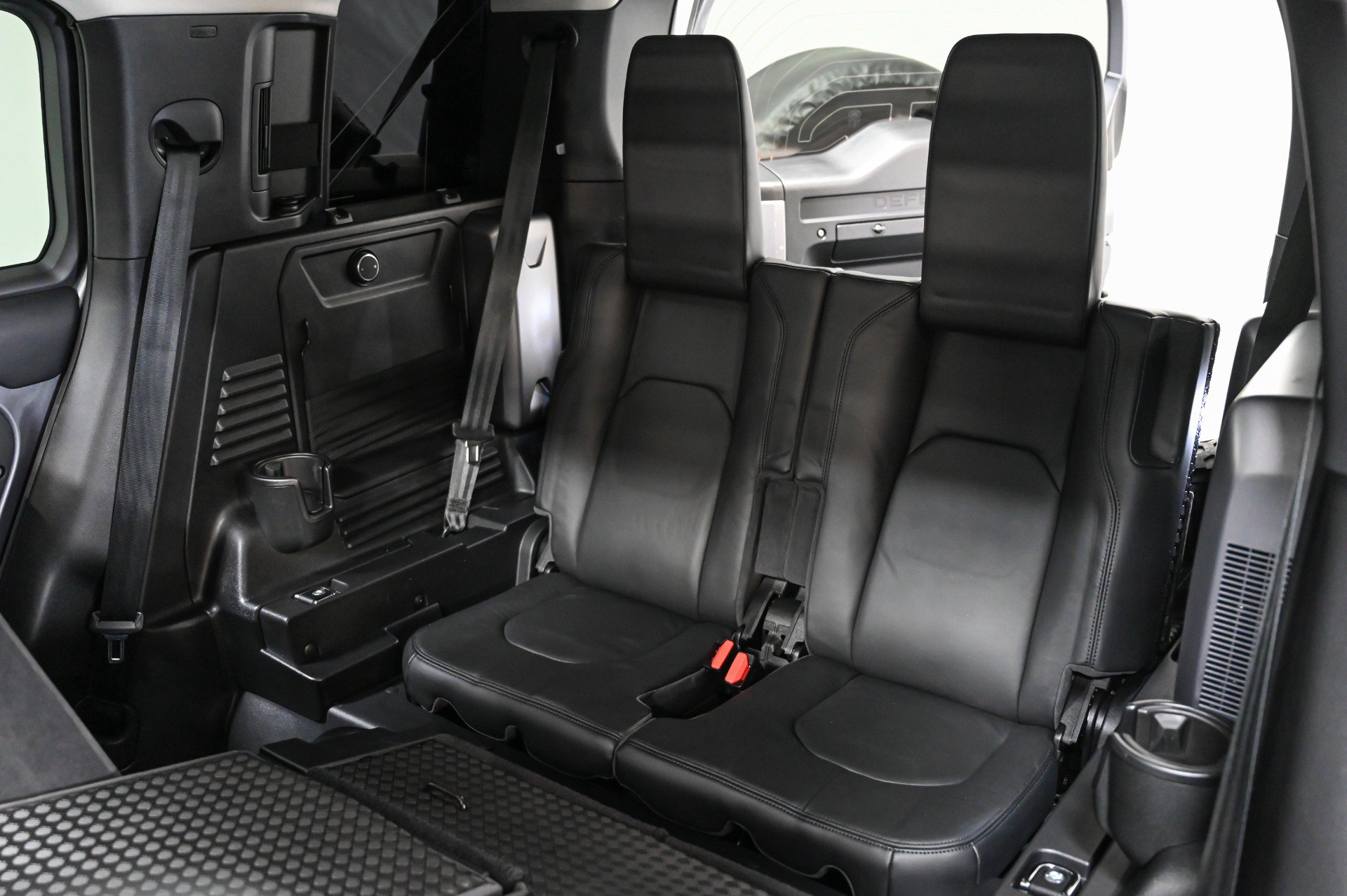 Used 2020 Land Rover Defender 110 HSE AWD/4WD image 19