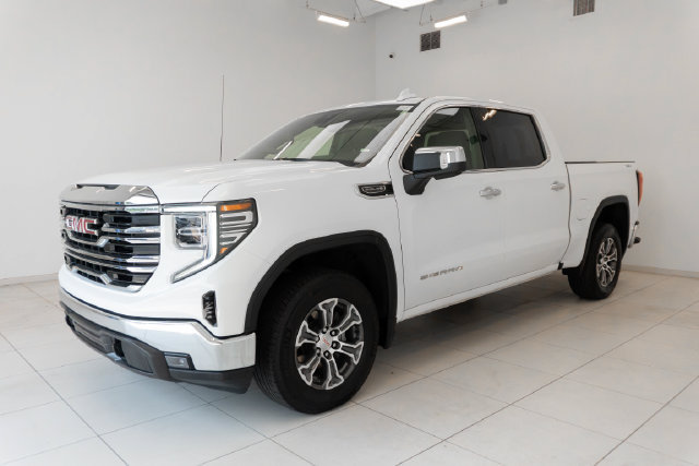 Used 2026 GMC Sierra 1500 SLT AWD/4WD image 26