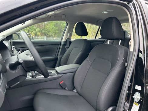 New 2025 Nissan Sentra S image 14
