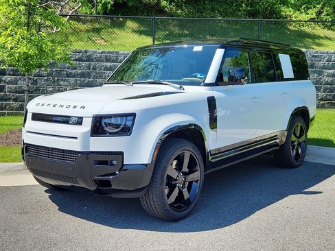 New 2026 Land Rover Defender 130 V8 AWD/4WD image 1