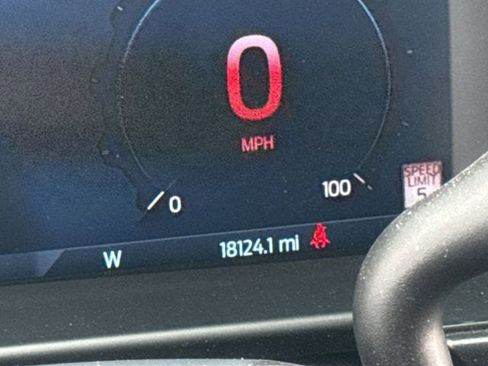 Used 2024 Ford F250 King Ranch image 17