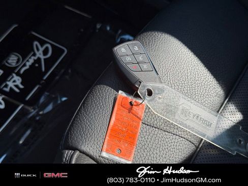 Used 2025 GMC Yukon Denali AWD/4WD image 25