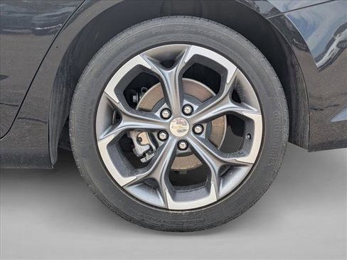 Used 2024 Chevrolet Malibu LT FWD image 9