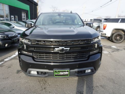 Used 2019 Chevrolet Silverado 1500 RST image 3