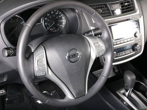 Used 2017 Nissan Altima 2.5 SV FWD image 17