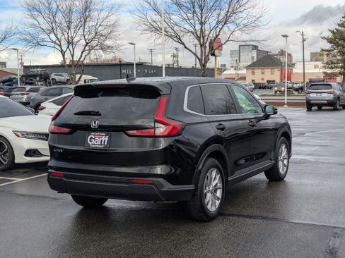 Used 2025 Honda CR-V EX-L image 3
