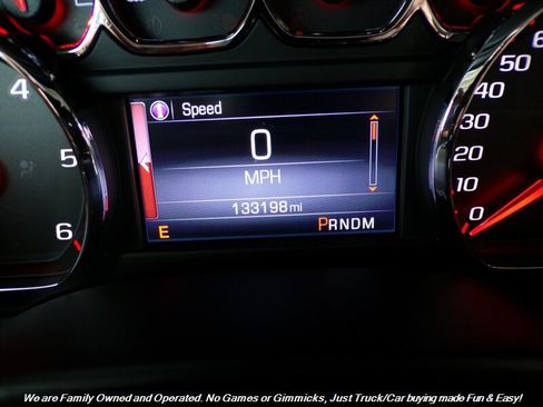 Used 2015 GMC Yukon XL SLE w/ Convenience Package image 10