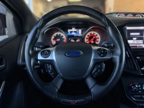 Used 2013 Ford Focus ST image 20