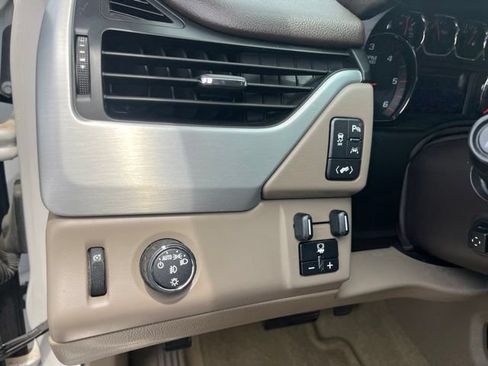 Used 2016 GMC Yukon SLT w/ Open Road Package RWD image 17