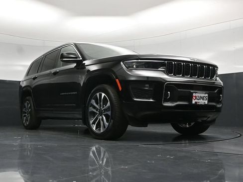 Used 2022 Jeep Grand Cherokee L Overland w/ Luxury Tech Group IV AWD/4WD image 60
