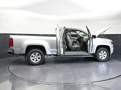 Used 2016 Chevrolet Colorado W/T w/ WT Convenience Package RWD image 37