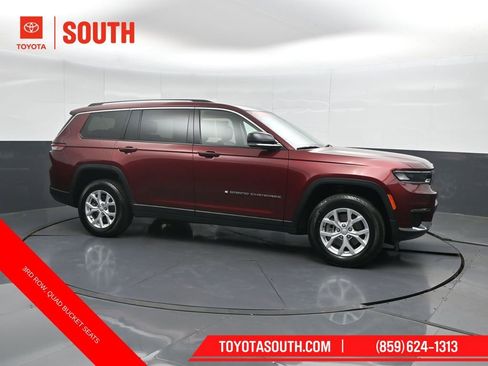 Used 2023 Jeep Grand Cherokee L Limited AWD/4WD image 1