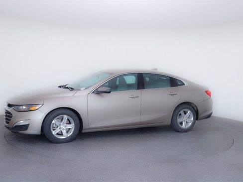 Used 2023 Chevrolet Malibu LT image 15