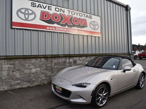 Used 2023 MAZDA MX-5 Miata Grand Touring image 1