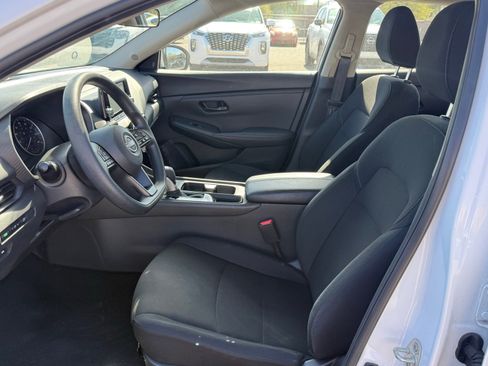 Certified 2025 Nissan Sentra S image 13