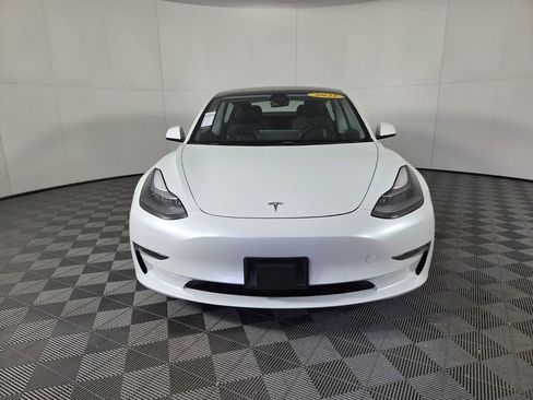 Used 2021 Tesla Model 3 Standard Range Plus image 8