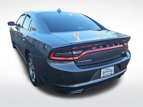 Used 2018 Dodge Charger SXT Plus image 6