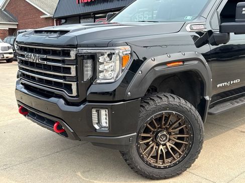 Used 2021 GMC Sierra 2500 AT4 w/ AT4 Preferred Package AWD/4WD image 23