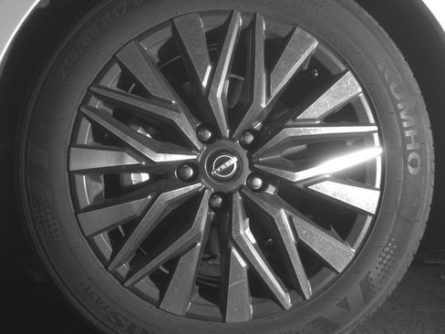 Used 2025 Nissan Altima 2.5 SV image 12