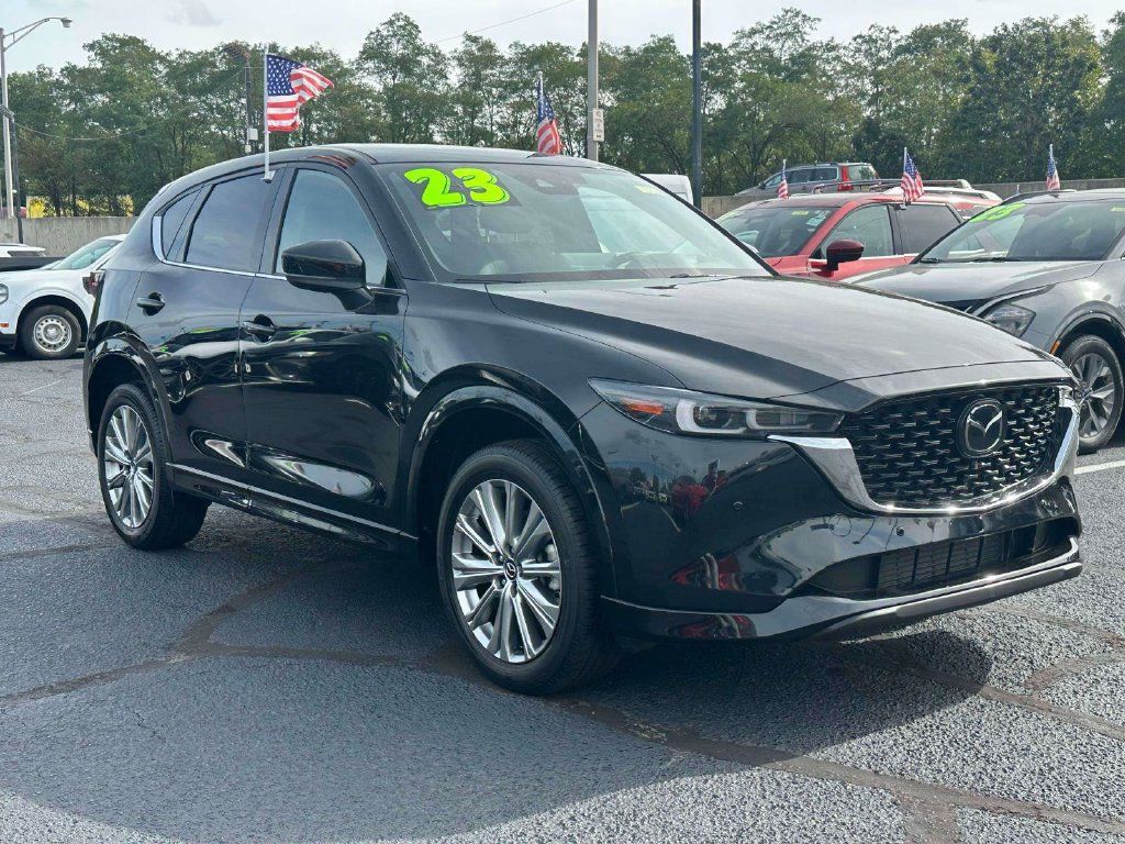 Used 2023 MAZDA CX-5 Signature AWD/4WD image 1