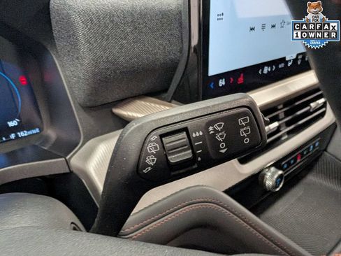 Used 2025 Ford Explorer Active AWD/4WD image 22