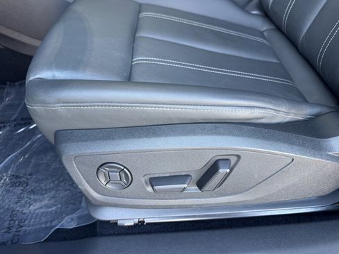 Used 2023 Audi Q4 e-tron Prestige w/ Black Optic Package image 35