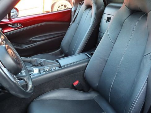 Used 2023 MAZDA MX-5 Miata Grand Touring RWD image 6