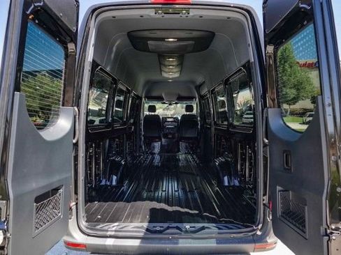 New 2025 Mercedes-Benz Sprinter 2500 image 25