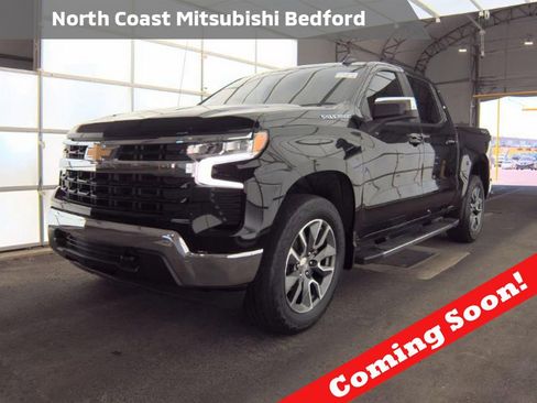 Used 2023 Chevrolet Silverado 1500 LT AWD/4WD image 1