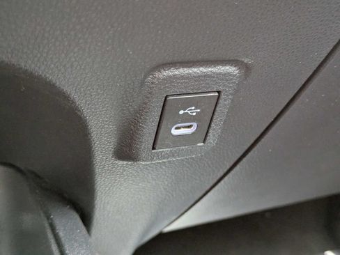 Used 2023 Toyota Corolla LE FWD image 20